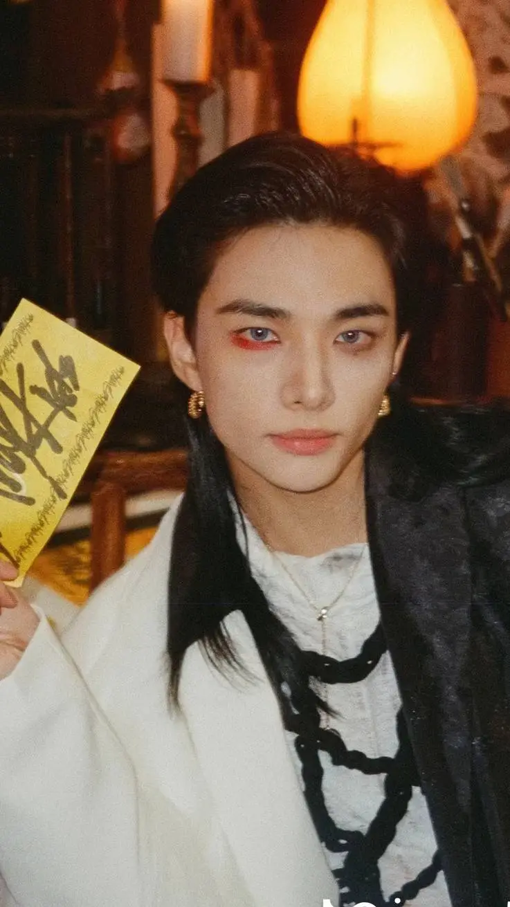 Talkie AI - Chat with •°•~Hyunjin~•°•