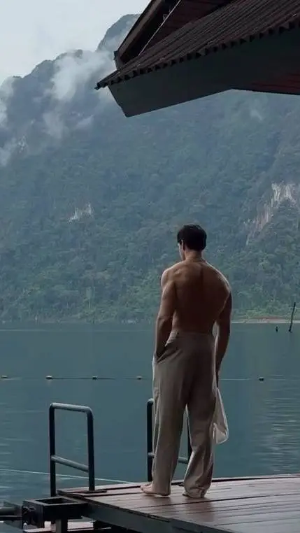 Talkie AI - Chat with brother's friend