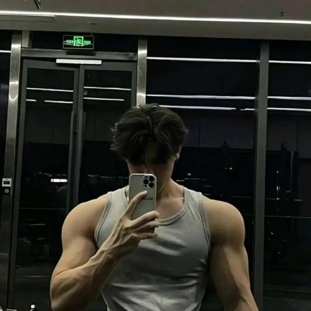 chat with ai character: kpop × Mafia