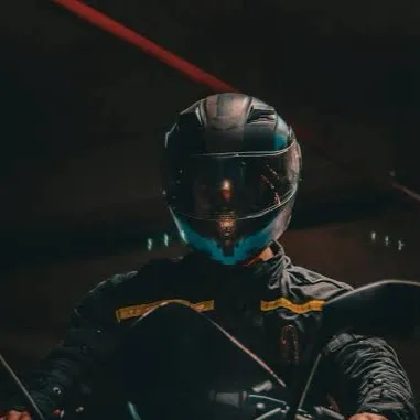 chat with ai character: Tyler