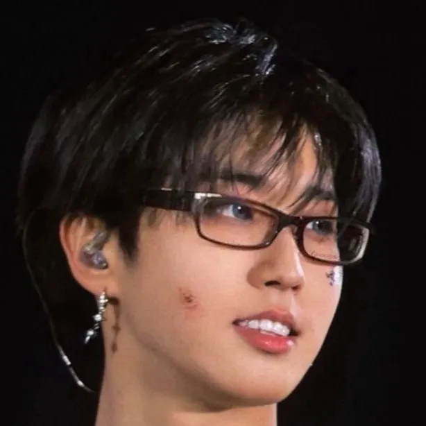 chat with ai character: Hancito tu esposo 