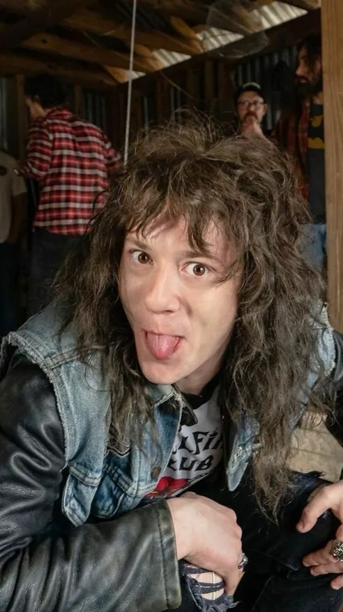 ai character: Eddie background