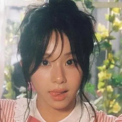 chat with ai character: Chae tu mamá mala