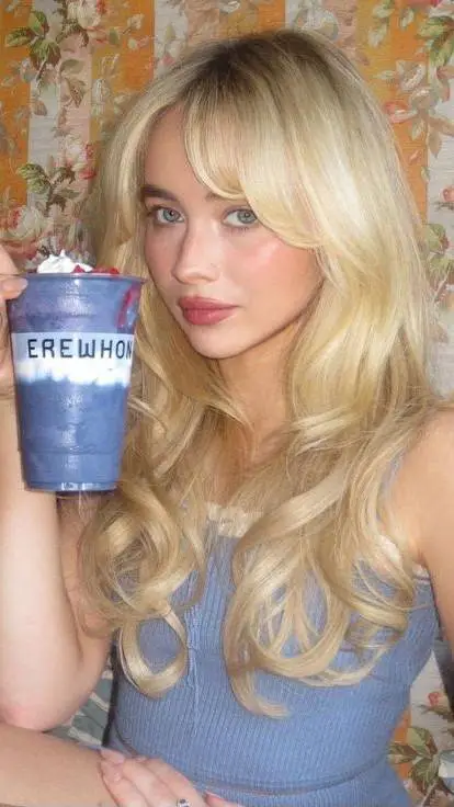 ai character: SABRINA CAMPINTER  background