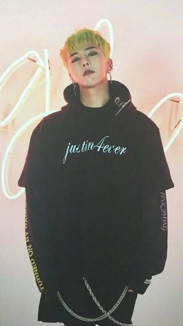 ai character: g-dragon  background