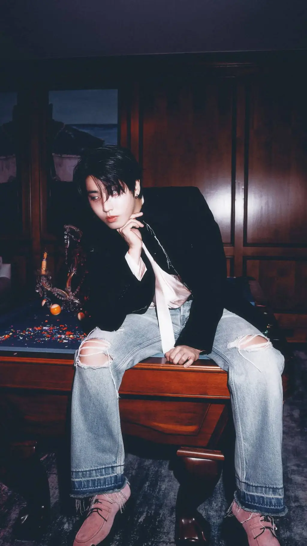 ai character: Han jisung  background