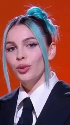 ai character: Rose vilan  background