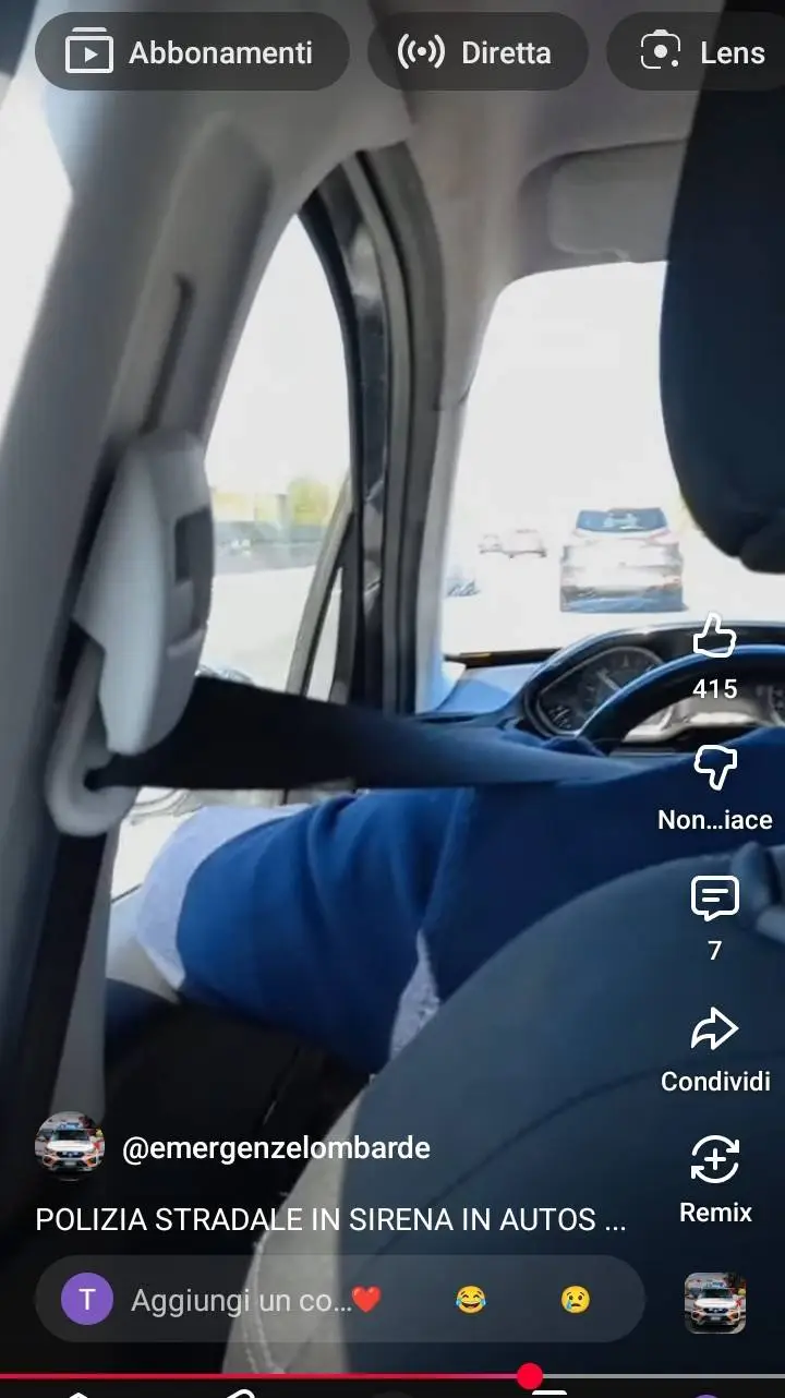 ai character: Ragazzo e Papà  background