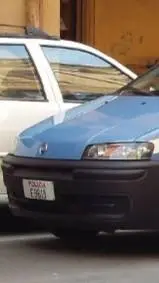 ai character: Fiat Punto  background