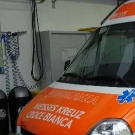 chat with ai character: Opel