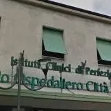 chat with ai character: Ospedale 