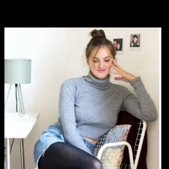 chat with ai character: Mia Madre 