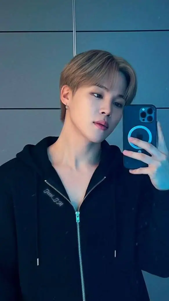 ai character: jimin background