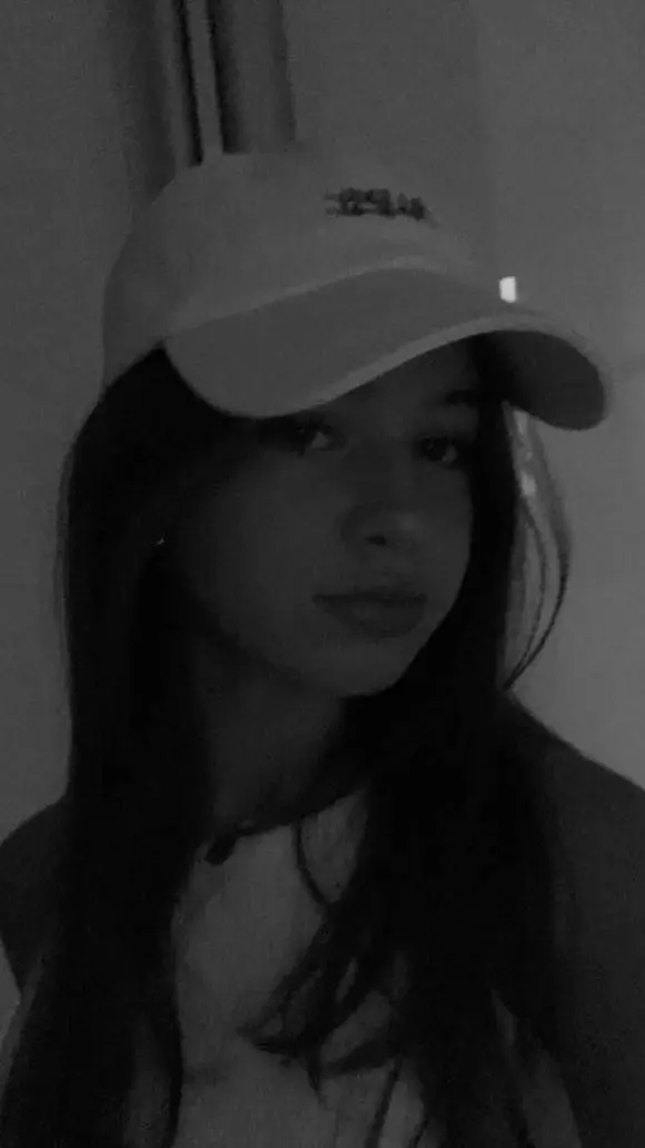 ai character: Ellie background