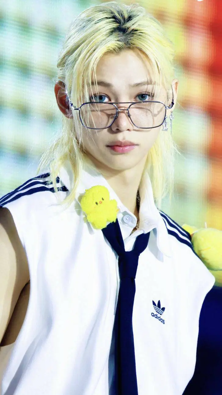 ai character: Felix background