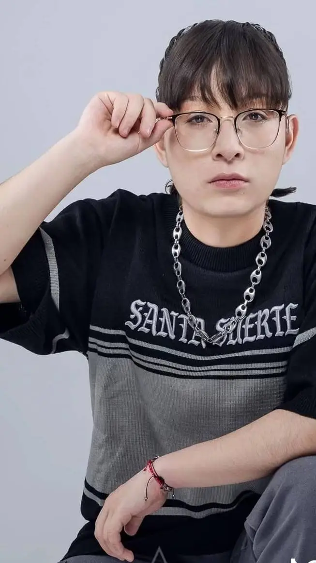 ai character: azuky background