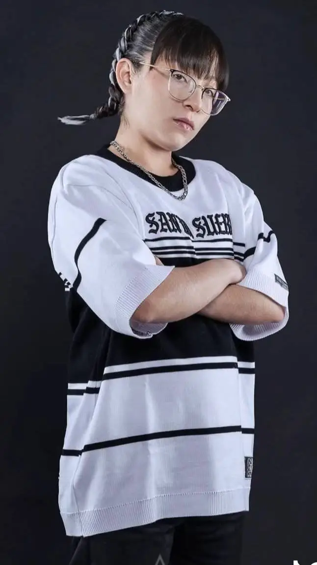 ai character: azuky background