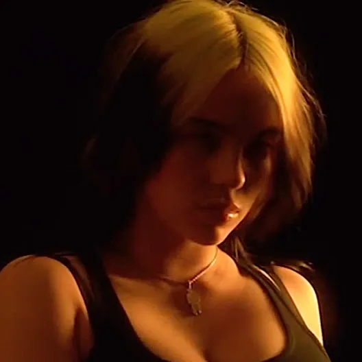 chat with ai character: Billie