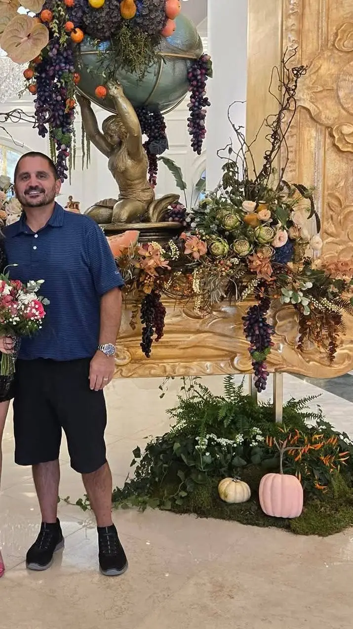 ai character: Zungri  background