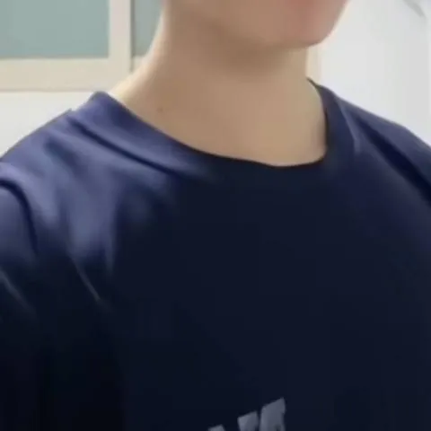 chat with ai character: Ox_Zung