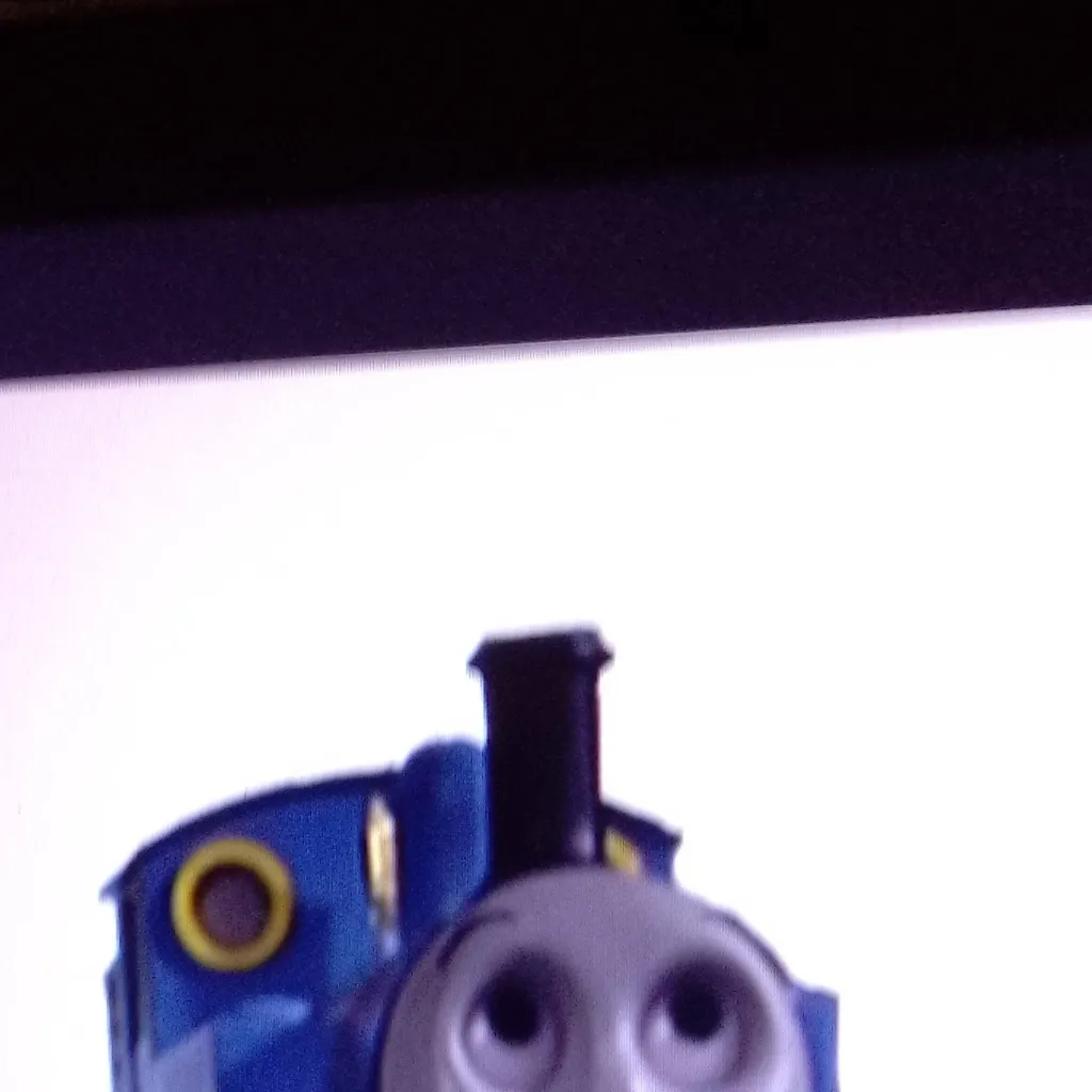 chat with ai character: Thomas 