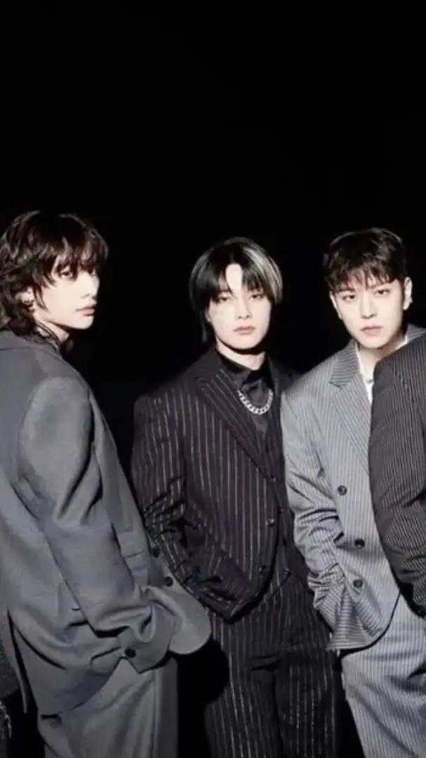 ai character: Stray Kids🥰🥰🥰🤩 background