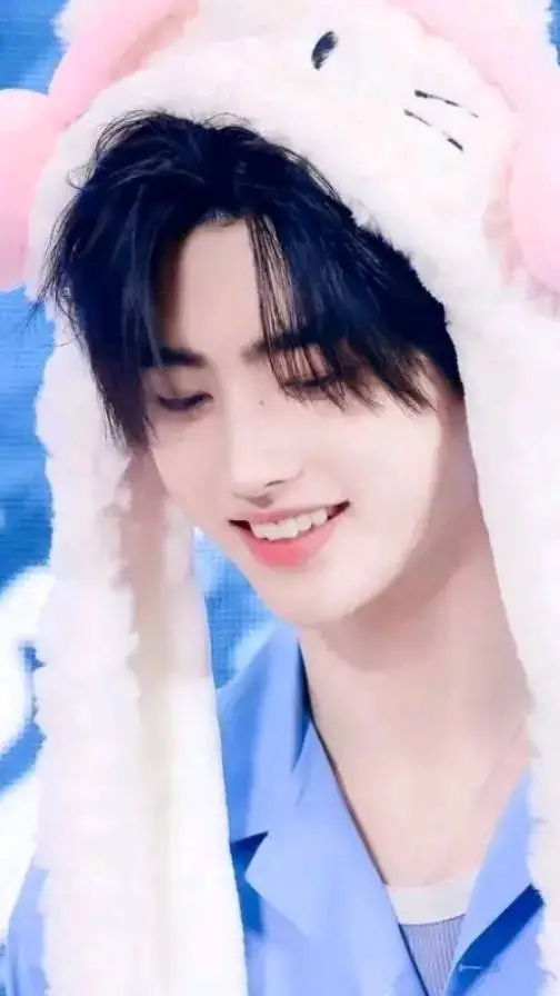 ai character: Enha mafia...  background