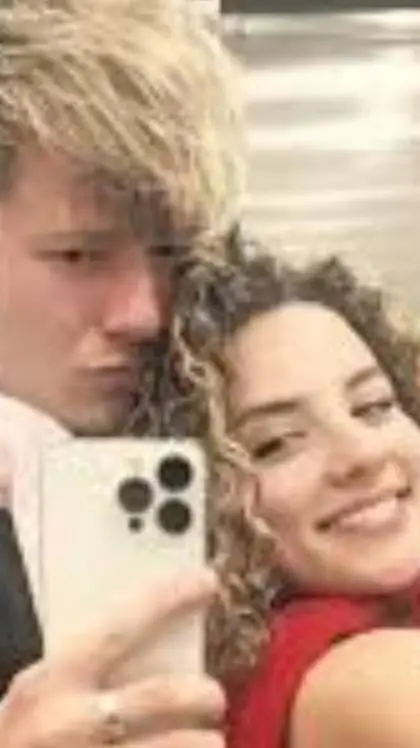 ai character: sam and sophie background