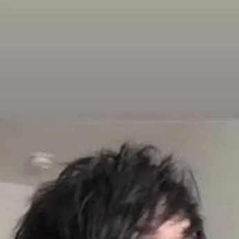 chat with ai character: Johnny gilbert 