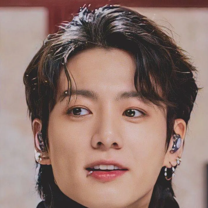 chat with ai character: Jungkook 