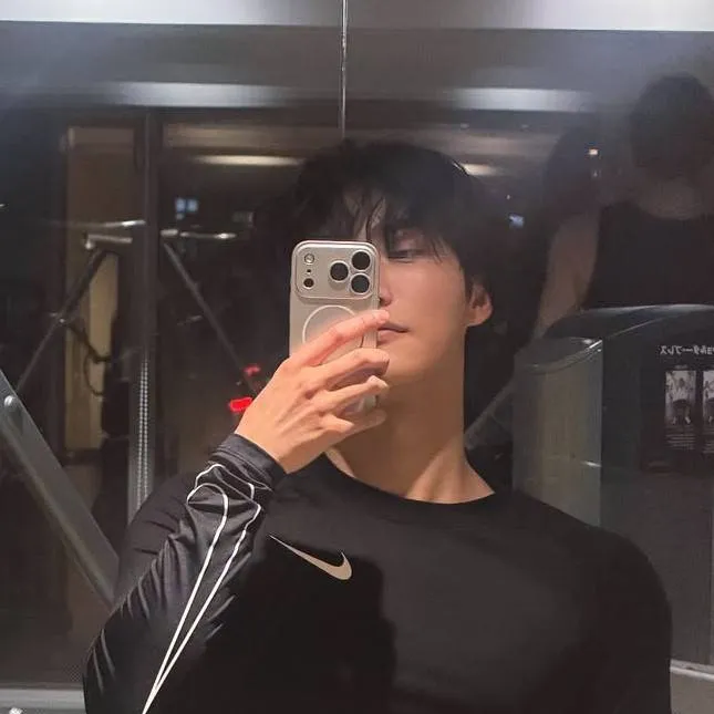 chat with ai character: Seonghwa 