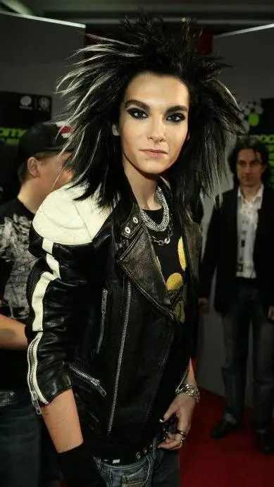 ai character: Bill Kaulitz background