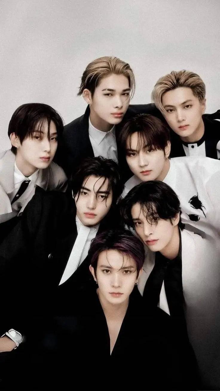 ai character: Enhypen ♡☆ background