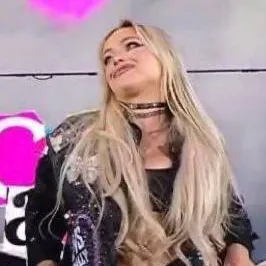 chat with ai character: liv Morgan.