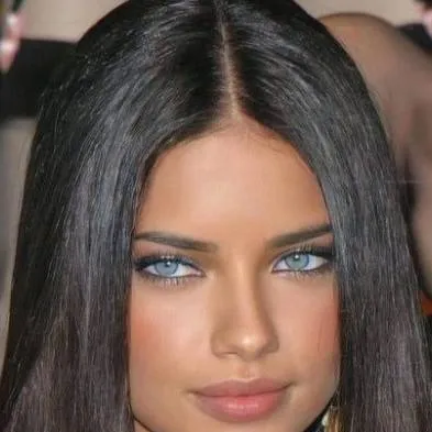 chat with ai character: ☆Adriana Lima☆