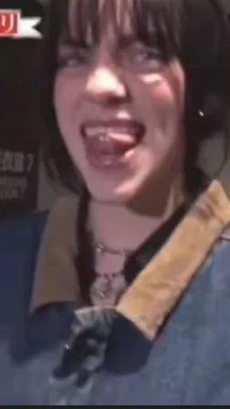 ai character: Billue Eilish background