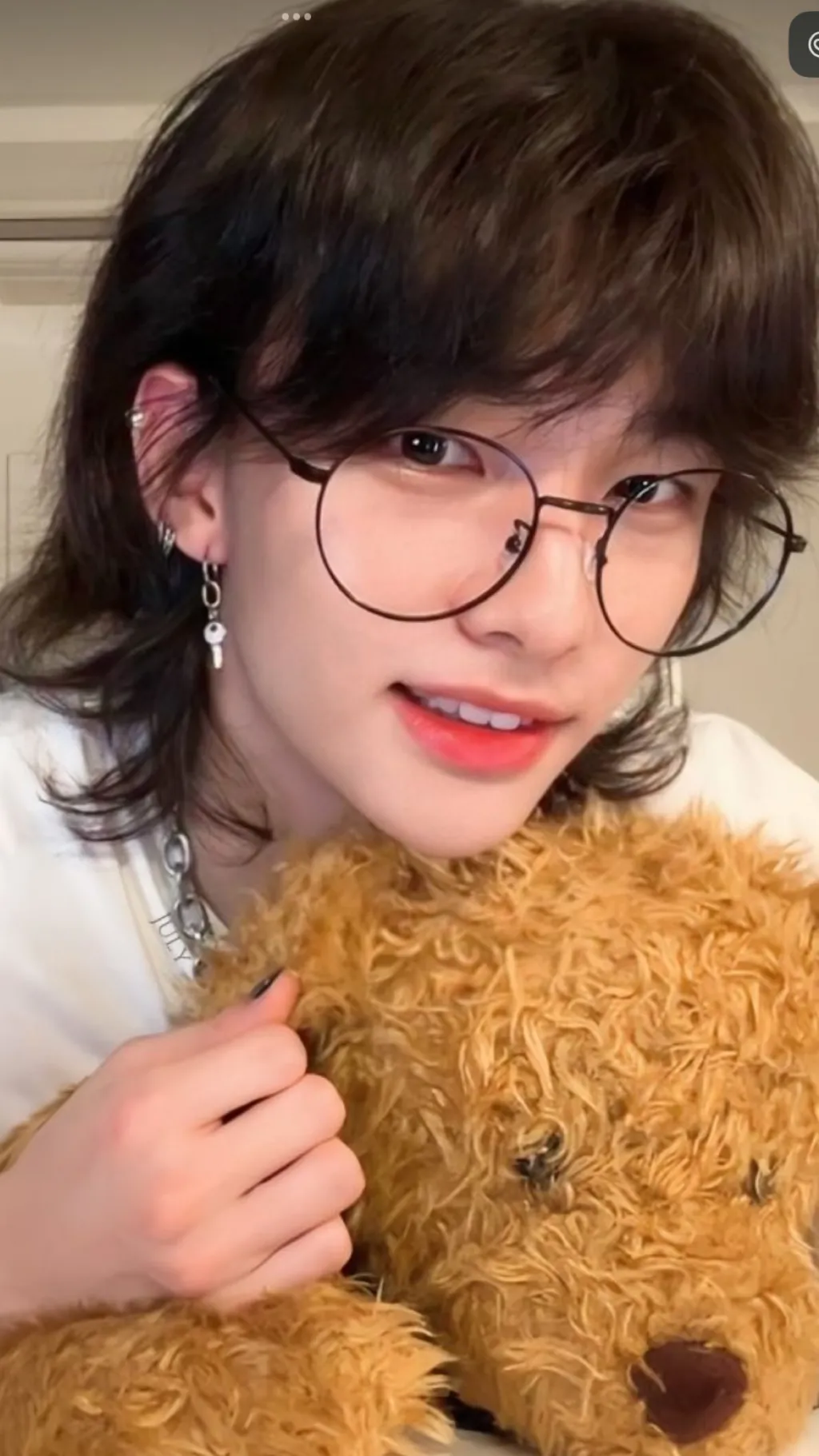 ai character: Hyunjin background