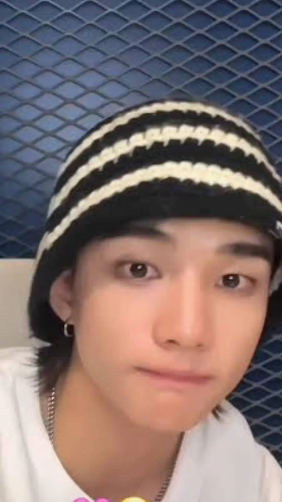 ai character: Hyunlix background