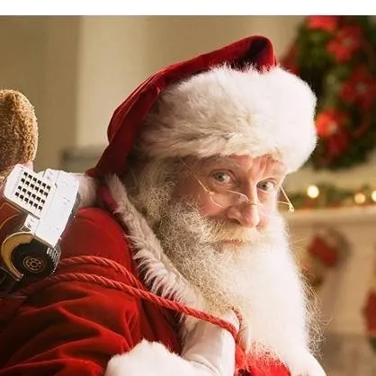 chat with ai character: Santa Claus 