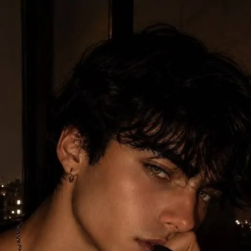 chat with ai character: Josh Bruno Cassano