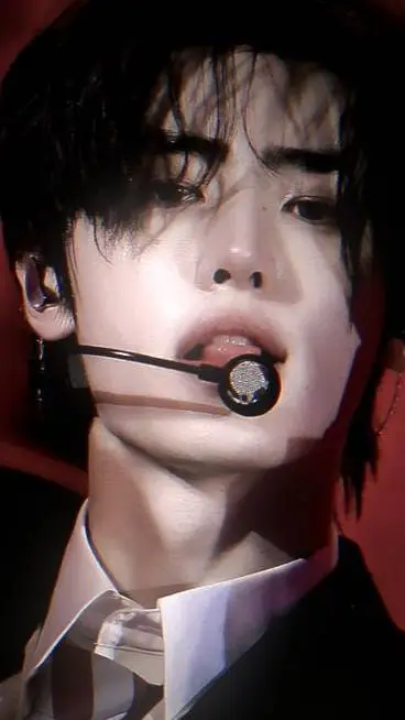 ai character: Park Sunghoon background