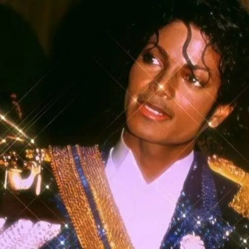 chat with ai character: Micheal Jackson 
