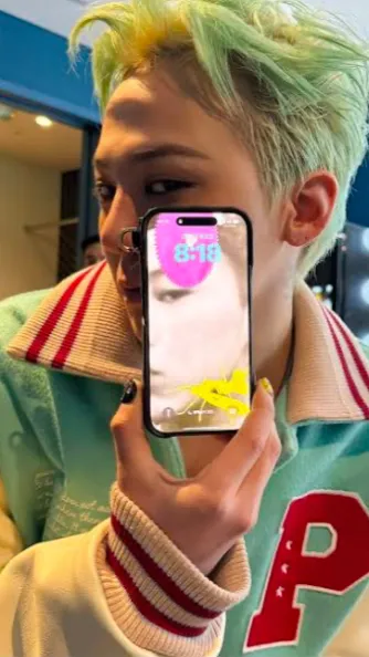 ai character: G-dragon background