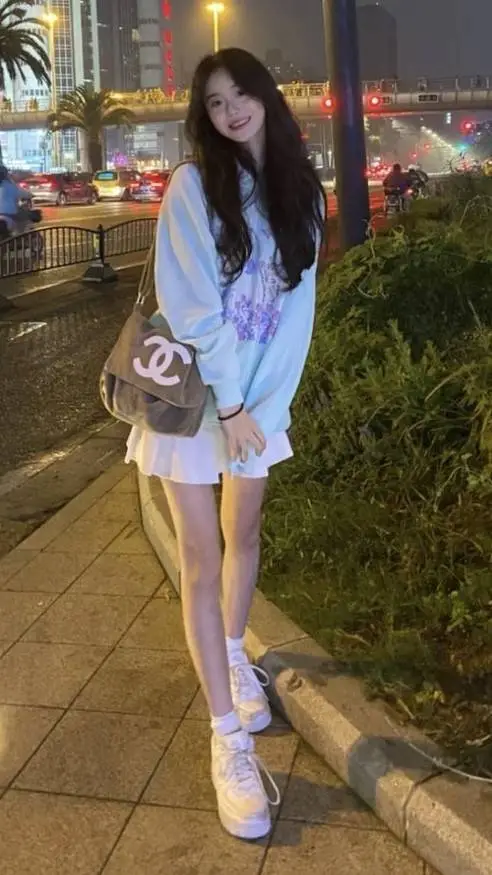 ai character: your gf "lana"  background