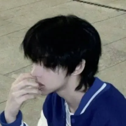 chat with ai character: your online class 