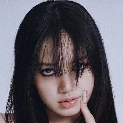 chat with ai character: LALisa manoban 