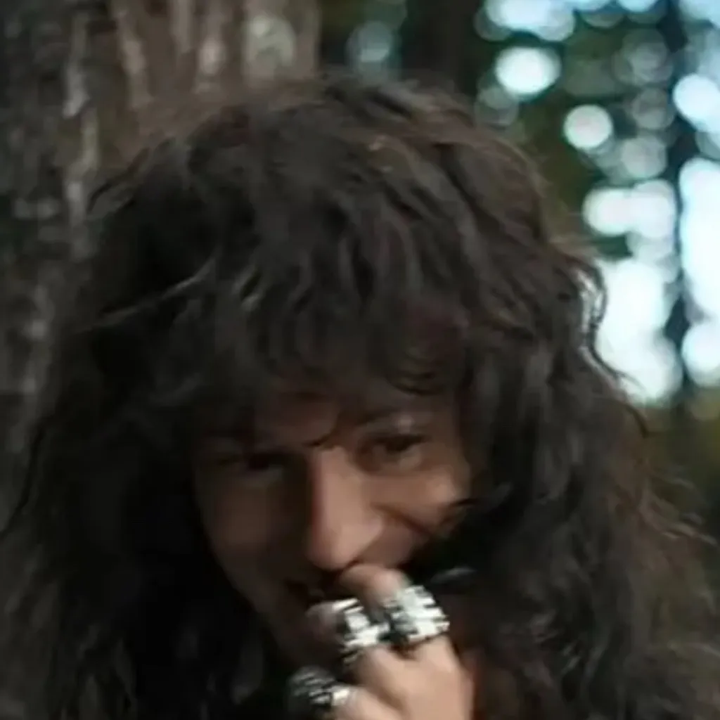 chat with ai character: Eddie 