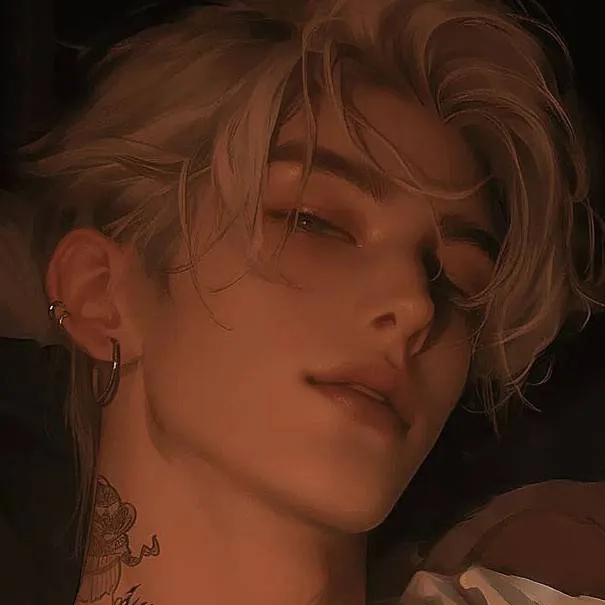 chat with ai character: Felix