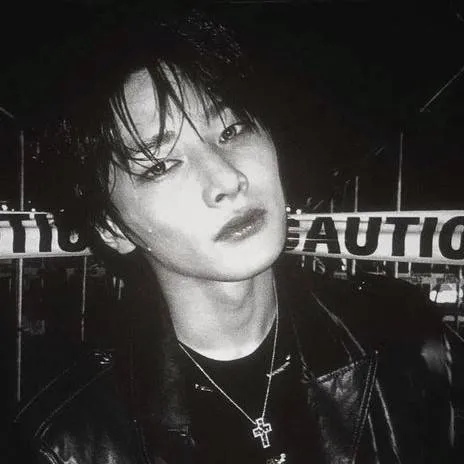 chat with ai character: I.N