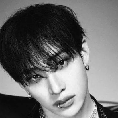 chat with ai character: Bangchan 